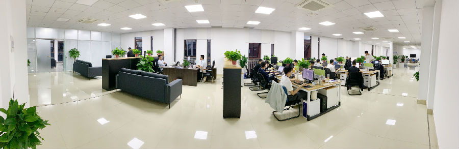 我们的研发部.jpg